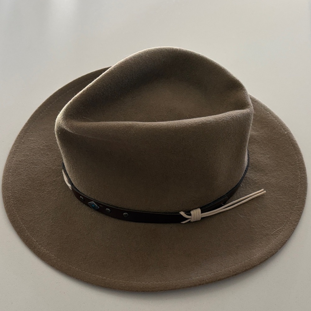 Classic Tan Women's Fedora Hat
